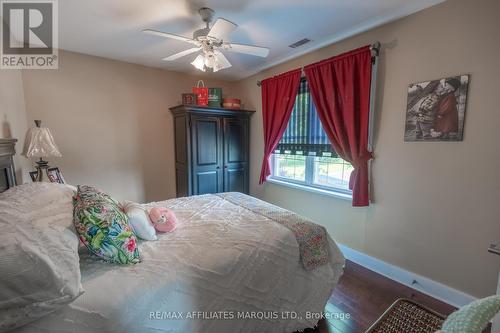 420 Third Street W, Cornwall, ON - Indoor Photo Showing Bedroom