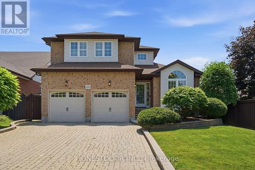 1010 CATSKILL DRIVE  Oshawa, ON L1J 8N7