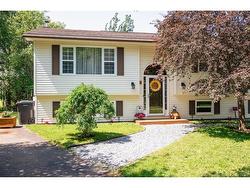 9 Anna AVE  Rothesay, NB E2S 1A3