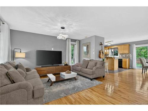 242 Doreen Cres, Dieppe, NB 