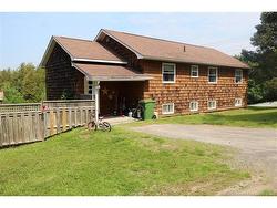 44 Lyden DR  Quispamsis, NB E2E 4H4