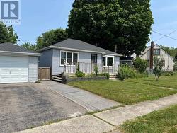 UPPER - 5648 ROYAL MANOR DRIVE Niagara Falls, ON L2G 1E8