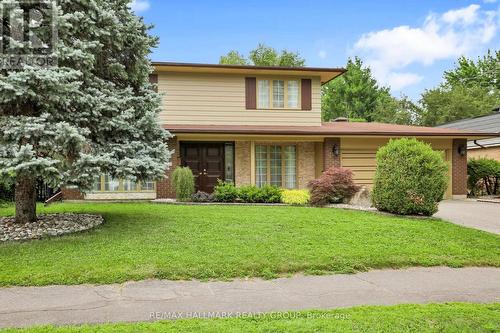 1712 Playfair Drive, Ottawa, ON 