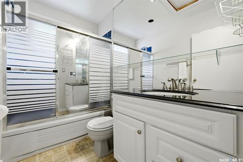 80 Bobolink Bay, Regina, SK 