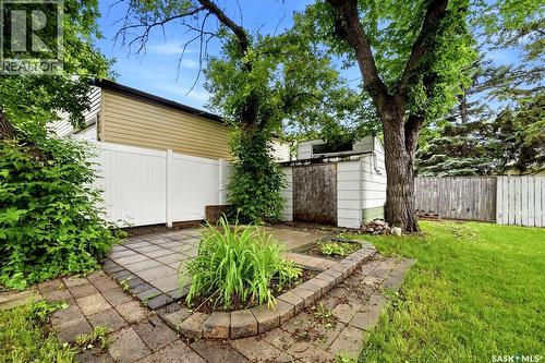 80 Bobolink Bay, Regina, SK 