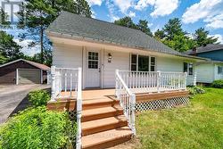 50 RUTHERFORD AVENUE Deep River, ON K0J 1P0
