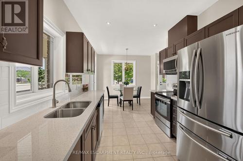 14 Ecker Lane, Hamilton, ON 