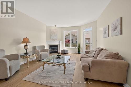14 Ecker Lane, Hamilton, ON 