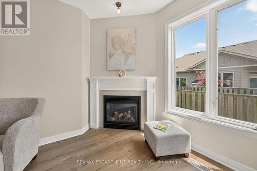 14 Ecker Lane, Hamilton, ON 