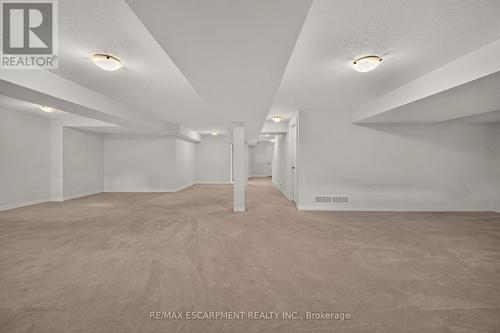 14 Ecker Lane, Hamilton, ON 