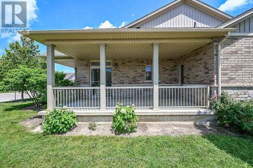 14 Ecker Lane, Hamilton, ON 