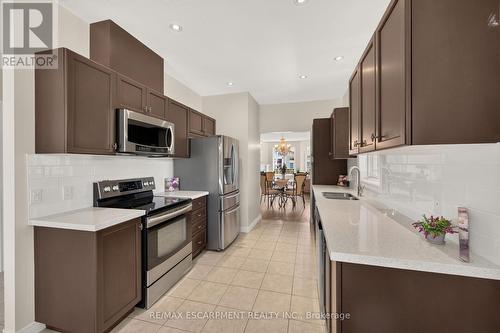 14 Ecker Lane, Hamilton, ON 