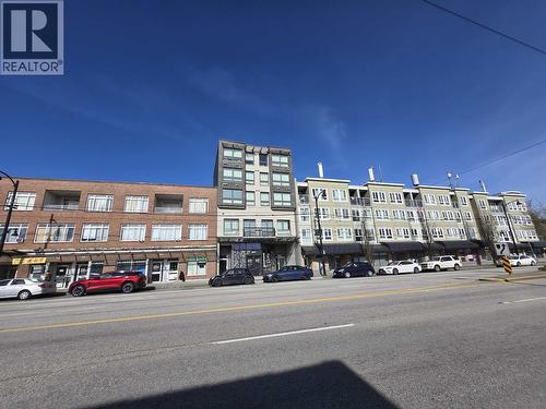 2551 Kingsway, Vancouver, BC 