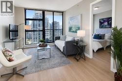 2002 1295 RICHARDS STREET  Vancouver, BC V6B 1B7