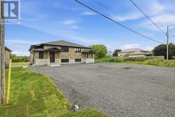 LOWER - 90B LYWOOD STREET Belleville (Thurlow Ward), ON K0K 1K0
