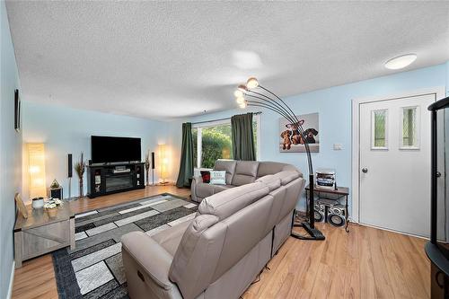 45149 39 Road E, Ste Anne Rm, MB 