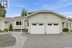 526 McWillie AVENUE  Saskatoon, SK S7S 1B6
