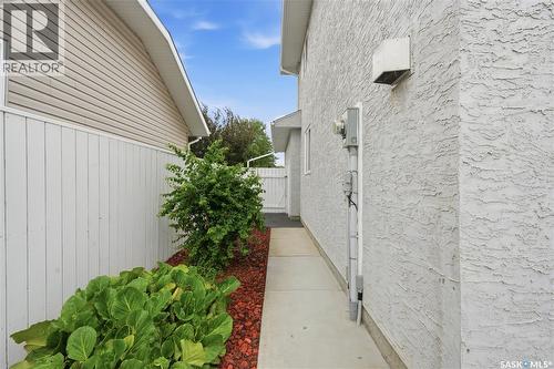 526 Mcwillie Avenue, Saskatoon, SK 