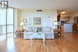 Floor to ceiling  windows - 