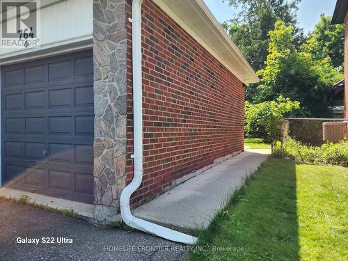 BSMT - 764 GORHAM STREET , Newmarket, Ontario L3Y 1L6 2