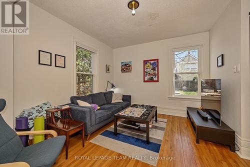 11 Sherbrooke Avenue, Ottawa, ON 