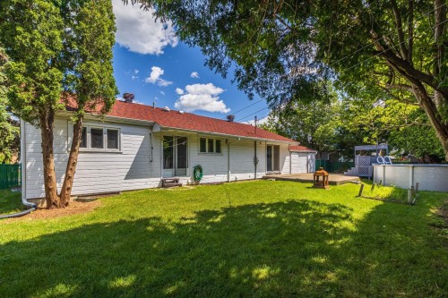 Cour - 237 Rue Leber, Saint-Constant, QC 