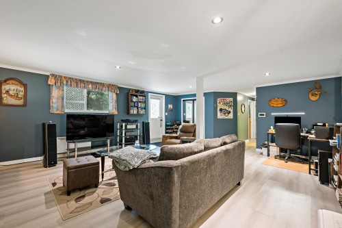 Salle familiale - 130 Ch. Du Lac-Dufour, Mont-Tremblant, QC - Indoor Photo Showing Other Room