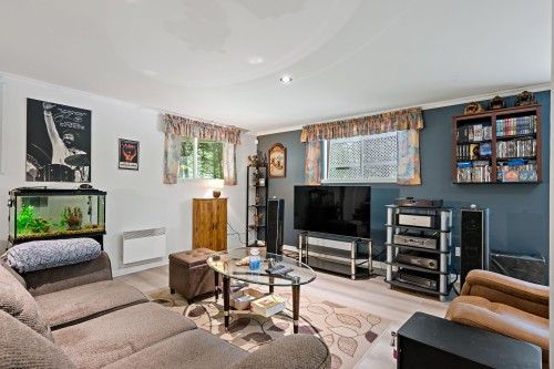 Salle familiale - 130 Ch. Du Lac-Dufour, Mont-Tremblant, QC - Indoor Photo Showing Living Room