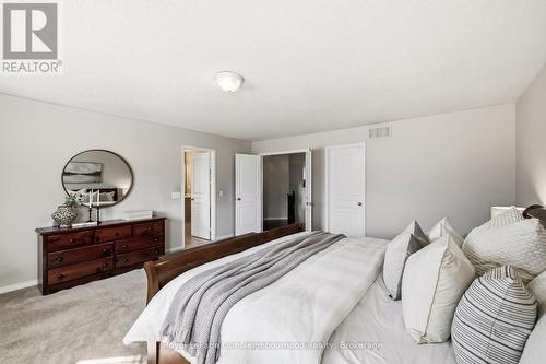 24 Wetherburn Drive, Whitby (Williamsburg), ON 