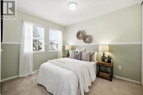 24 Wetherburn Drive, Whitby (Williamsburg), ON 