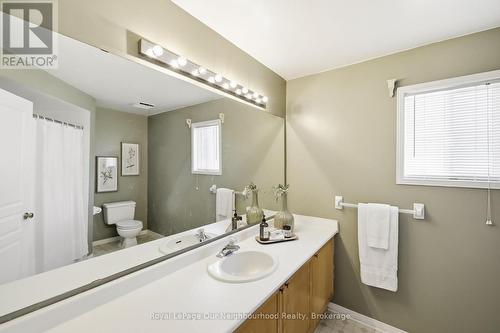 24 Wetherburn Drive, Whitby (Williamsburg), ON 