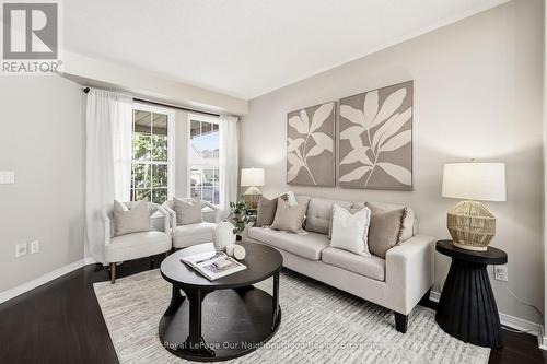 24 Wetherburn Drive, Whitby (Williamsburg), ON 