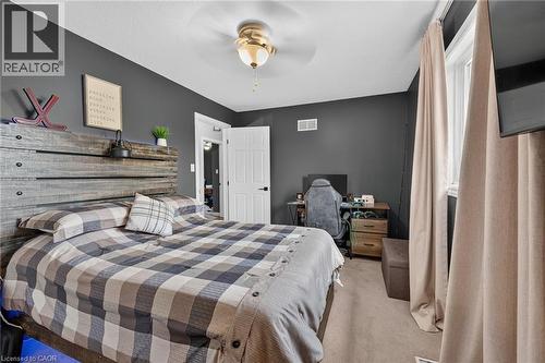 7 Etherington Crescent, Binbrook, ON 