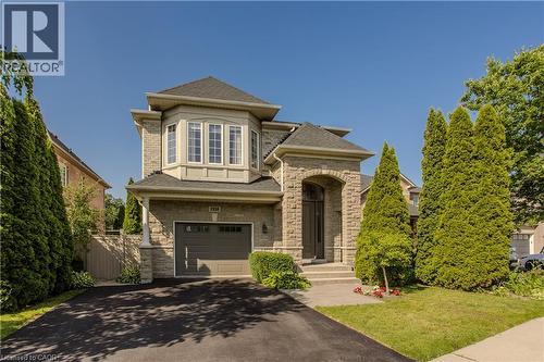 2330 VALLEYRIDGE Drive  Oakville, ON L6M 5C7