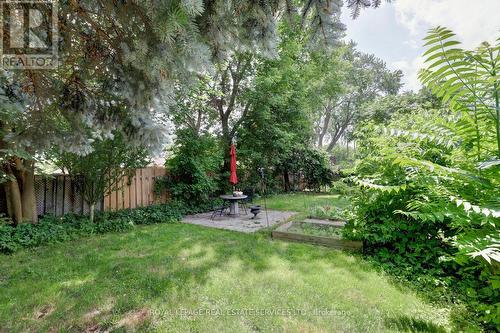 1028 Cedar Avenue, Burlington, ON 