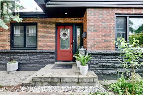 1028 Cedar Avenue, Burlington, ON 