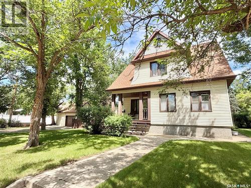 1108 Redland AVENUE  Moose Jaw, SK S6H 3P3