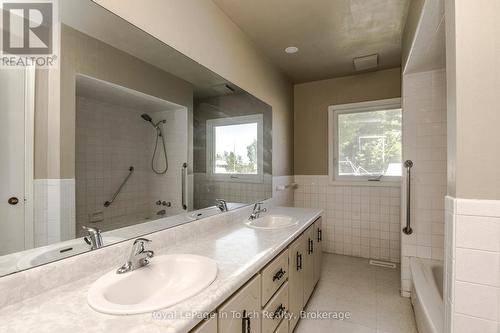 740 Balm Beach Road E, Midland, ON 