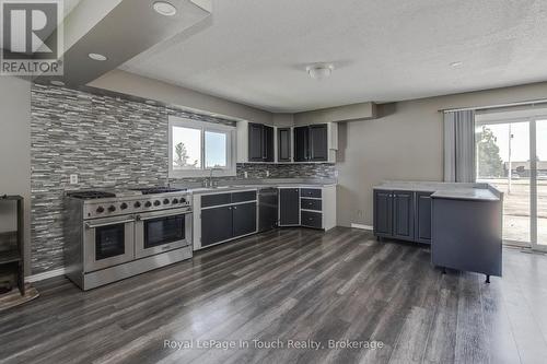 740 Balm Beach Road E, Midland, ON 