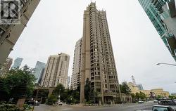 331 - 3888 DUKE OF YORK BOULEVARD  Mississauga, ON L5B 4P5