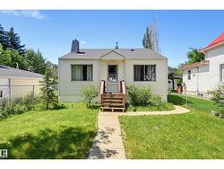 11414 88 ST NW NW  Edmonton, AB T5B 3R1