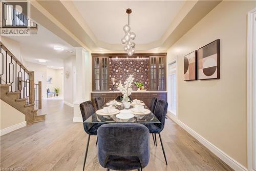 252 Gravel Ridge Trail, Kitchener, ON - Indoor Photo Showing Dining Room