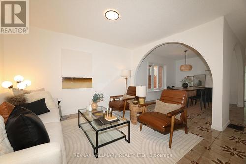 259 Wolverleigh Boulevard, Toronto, ON 
