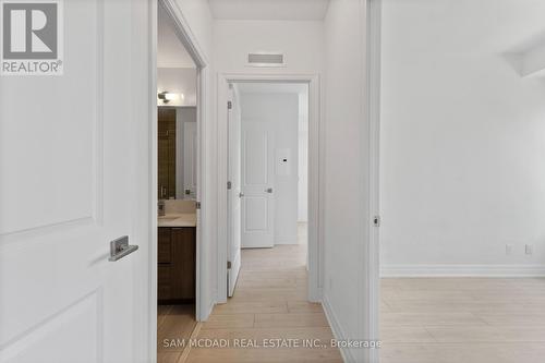 1102 - 30 Elm Drive, Mississauga, ON - Indoor Photo Showing Other Room