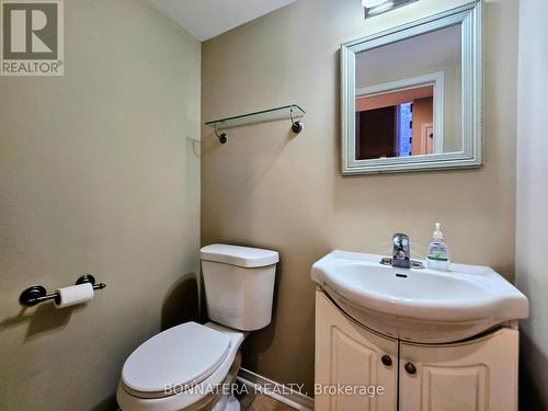 5455 Farmcote Drive, Mississauga, ON 