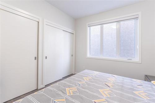 220 North Haven Way, West St Paul, MB - Indoor Photo Showing Bedroom