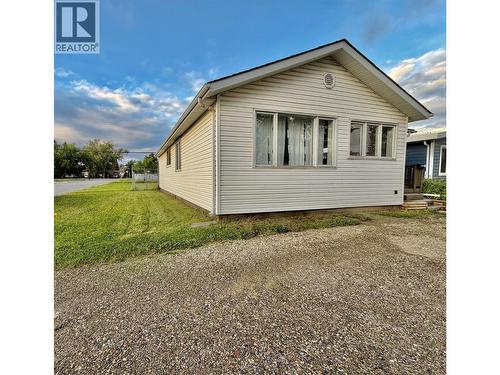 832 106 Avenue, Dawson Creek, BC - Outdoor