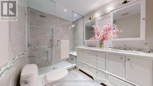 136 Denlow Boulevard, Toronto, ON 