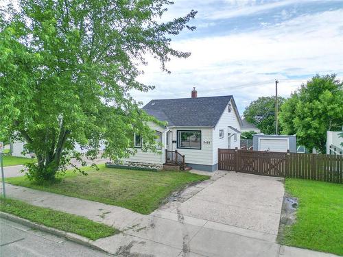 2427 Rosser Avenue  Brandon, MB R7B 0E6