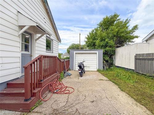 2427 Rosser Avenue, Brandon, MB 
